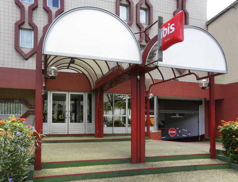 מלון Ibis דואלה מראה חיצוני תמונה